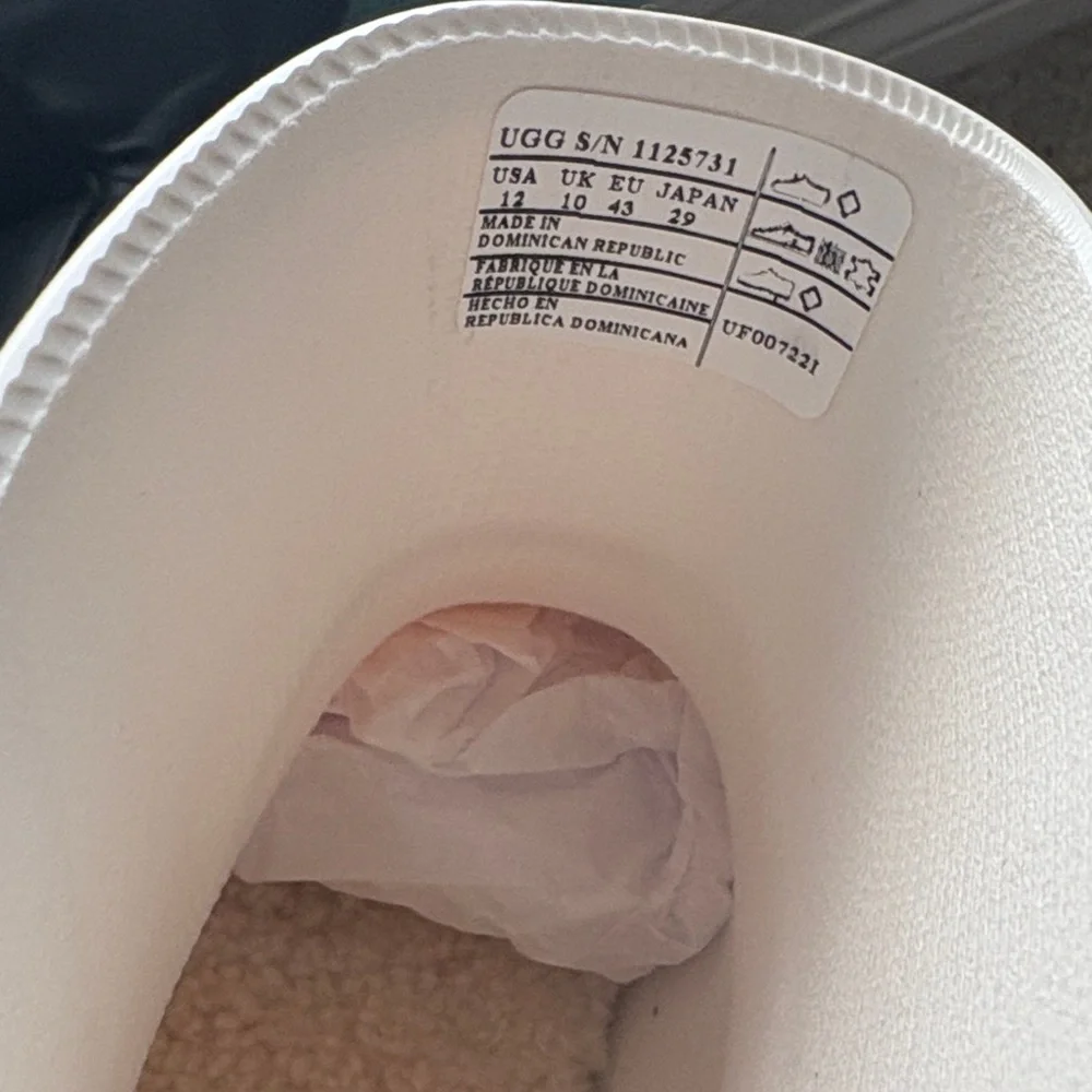 UGG‎ Womens Glossy White Rain Boots Size 12 New in Box